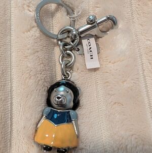NEW COACH DISNEY SNOW WHITE BEAR KEY-CHAIN  7539 BAG CHARM  3D